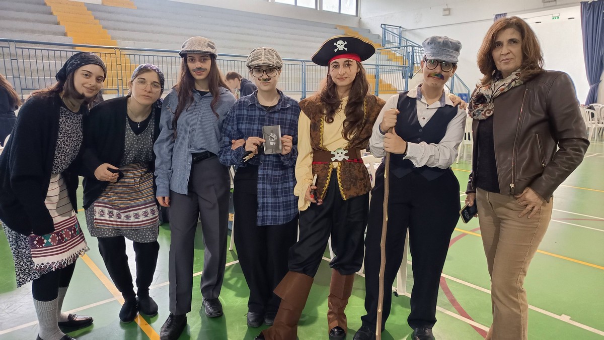 ΤΣΙΚΝΟΠΕΜΠΤΗ ΣΤΟ ΛΥΚΕΙΟ ΓΙΑΝΝΑΚΗ ΤΑΛΙΩΤΗ ΓΕΡΟΣΚΗΠΟΥ