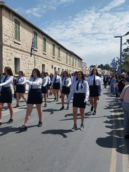 Parade00001